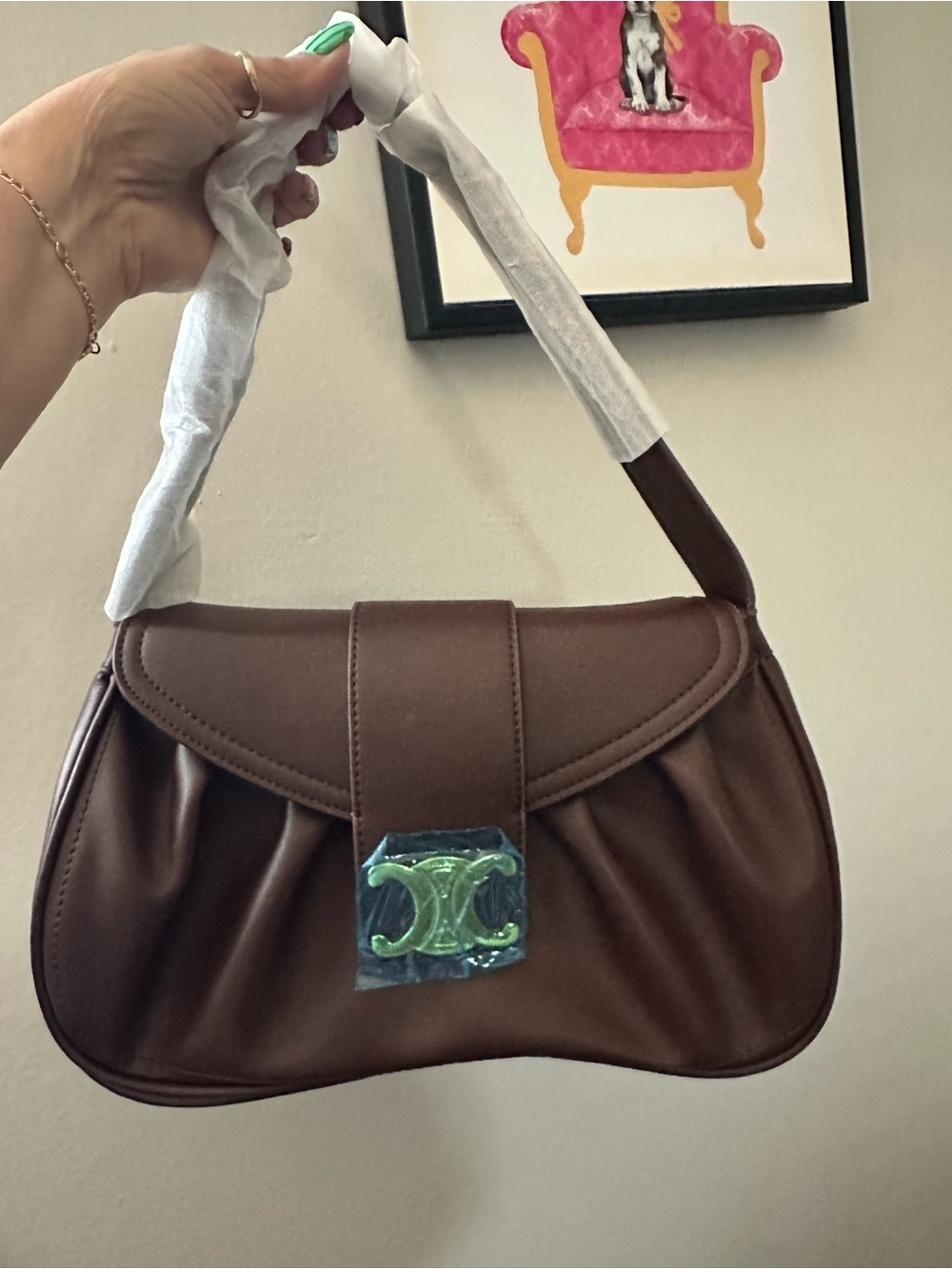 Women's Leather Shoulder Bag in Deep chocolate with Gold Hardware not authentic. - Picture 2 of 5